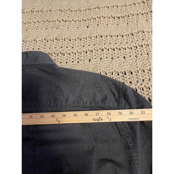 Tommy Bahama Mens Long Sleeve Button-Up Shirt Size L Grey Herringbone Pattern Wi - Picture 10 of 11